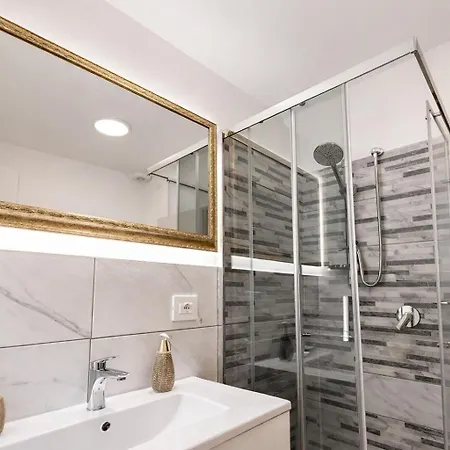 5min From Citta Alta Elegant & Chic Apartman